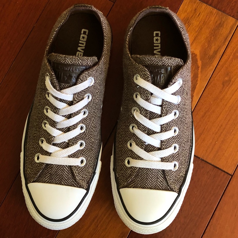 Converse All Star Men’s size 5 Women’s size 7